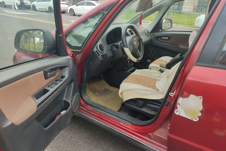 Used Suzuki SX4 2013 1.6L Manual CoolRide Model Interior 3