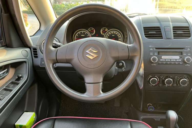 Used Suzuki SX4 2013 1.6L Automatic CoolRide Model Interior 4