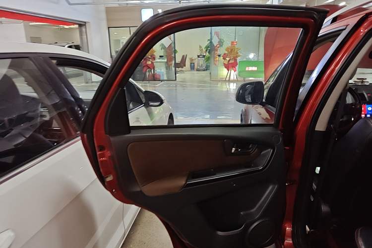 Used Suzuki SX4 2013 1.6L Manual CoolRide Model Left Rear Door Interior