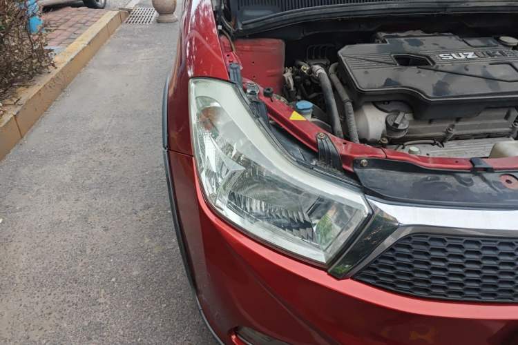 Used Suzuki SX4 2013 1.6L Automatic CoolRide Model Right Front Headlight