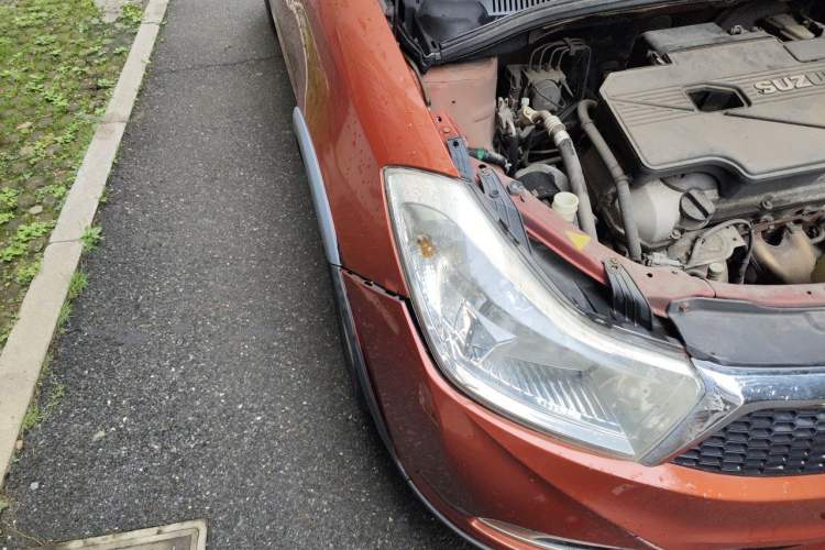 Used Suzuki SX4 2013 1.6L Manual CoolRide Model Right Front Headlight
