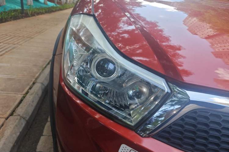 Used Suzuki SX4 2013 1.6L Automatic CoolRide Model Right Front Headlight
