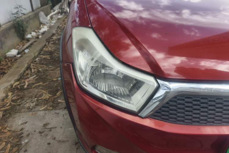 Used Suzuki SX4 2013 1.6L Manual CoolRide Model Right Front Headlight