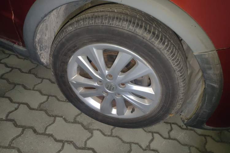 Used Suzuki SX4 2013 1.6L Automatic CoolRide Model Right Front Wheel Hub