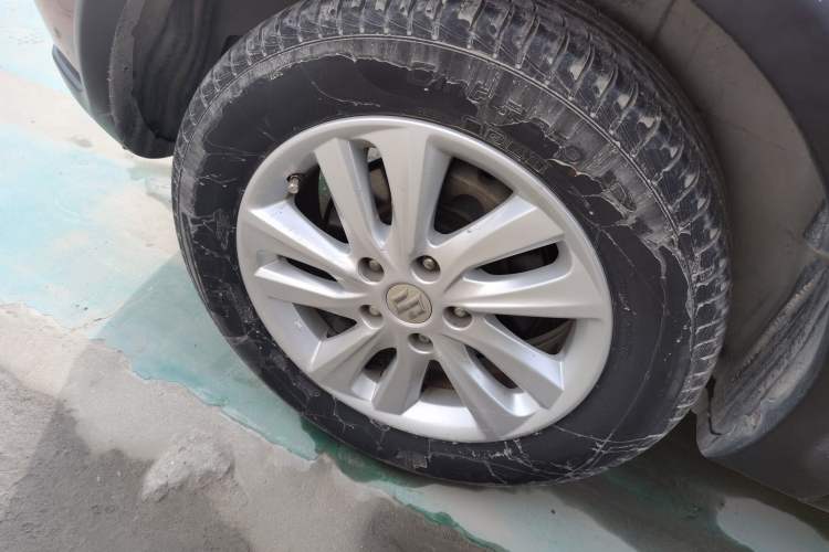 Used Suzuki SX4 2013 1.6L Automatic CoolRide Model Right Rear Wheel Hub