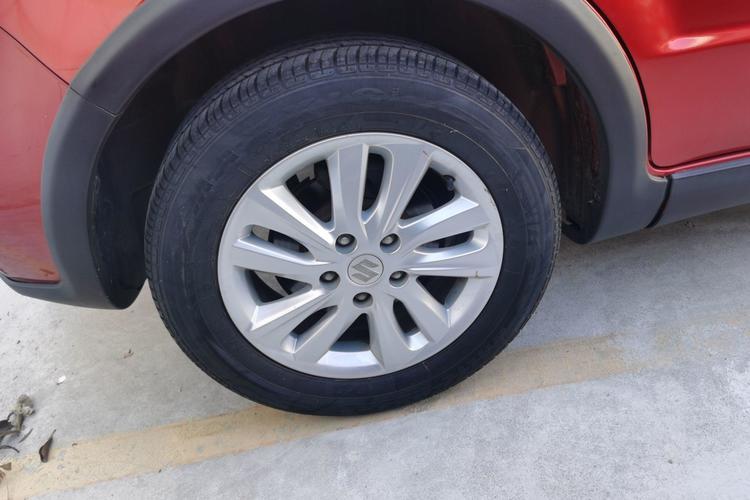 Used Suzuki SX4 2013 1.6L Manual CoolRide Model Right Rear Wheel Hub