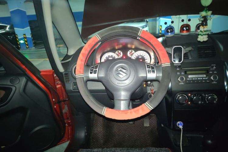 Used Suzuki SX4 2013 1.6L Manual CoolRide Model Steering Wheel