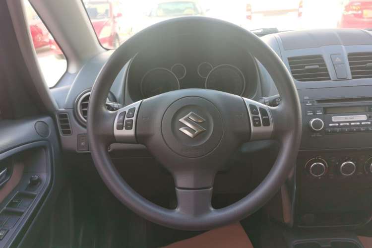 Used Suzuki SX4 2013 1.6L Manual CoolRide Model Steering Wheel