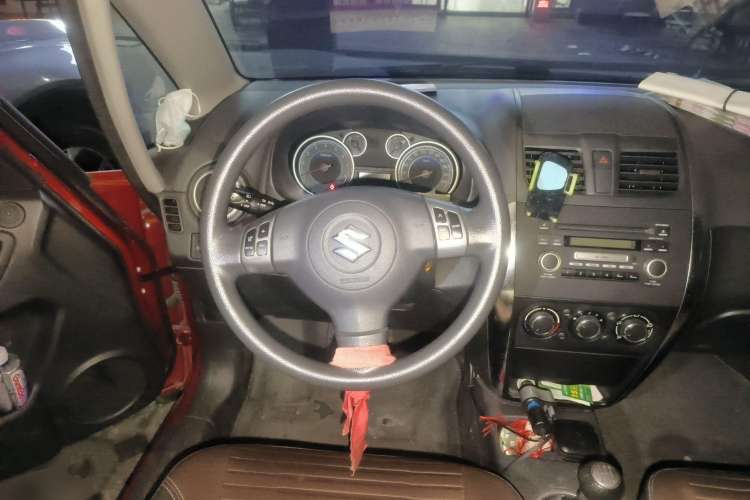 Used Suzuki SX4 2013 1.6L Manual CoolRide Model Steering Wheel