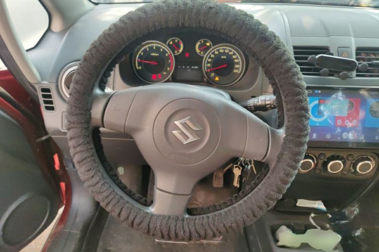 Used Suzuki SX4 2013 1.6L Manual CoolRide Model Steering Wheel