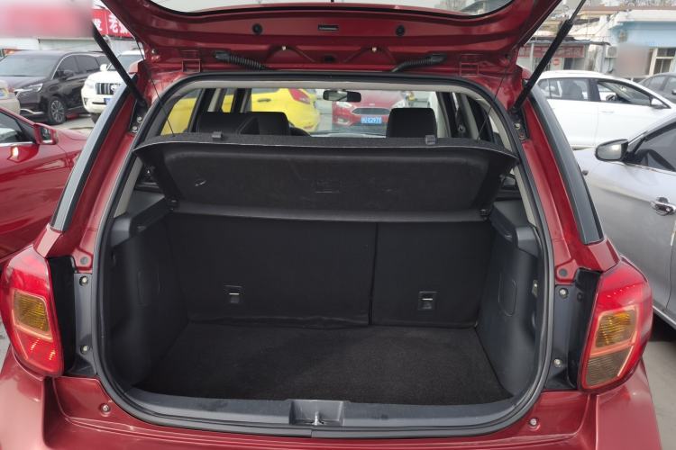 Used Suzuki SX4 2013 1.6L Automatic CoolRide Model Trunk