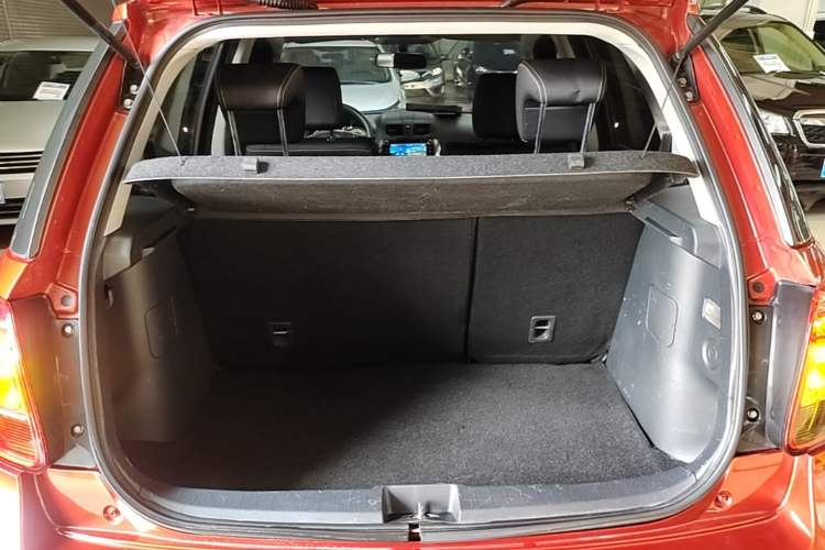 Used Suzuki SX4 2013 1.6L Automatic CoolRide Model Trunk