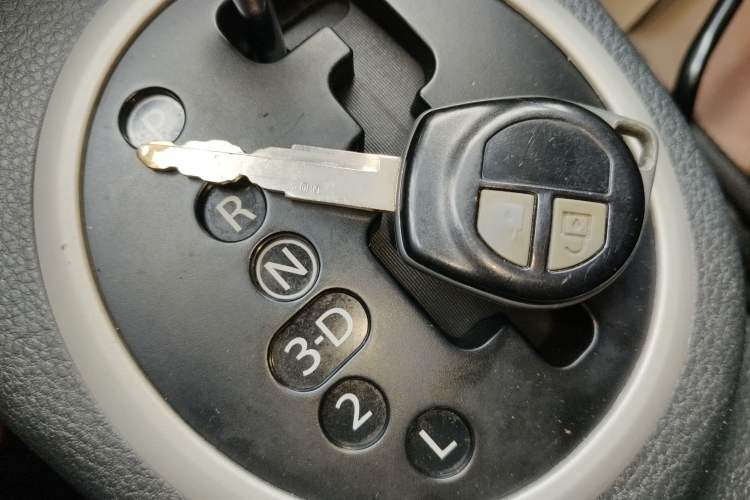 Used Suzuki SX4 2013 1.6L Automatic CoolRide Model Vehicle Key