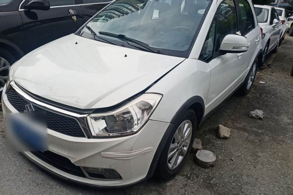Suzuki SX4 2013