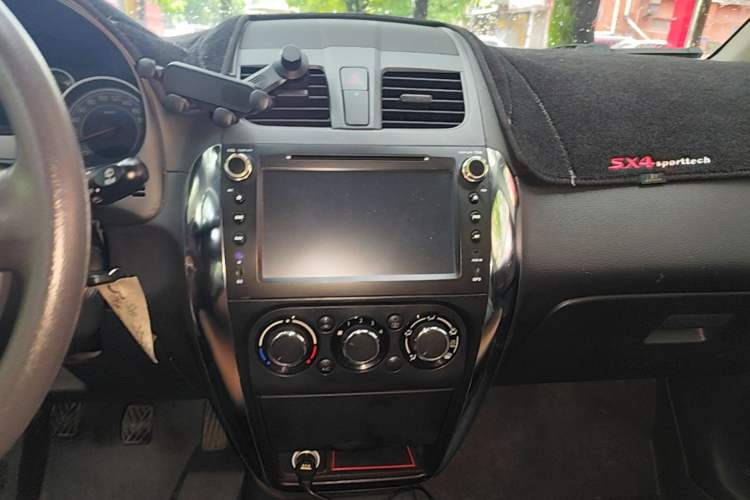 Used Suzuki SX4 2013 1.6L Manual CoolRide Model Audio And AC Panel
