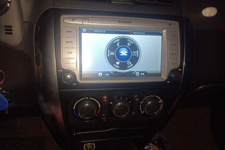 Used Suzuki SX4 2013 1.6L Automatic CoolRide Model Audio And AC Panel