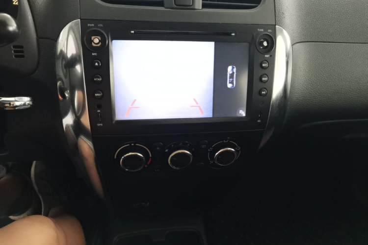 Used Suzuki SX4 2013 1.6L Manual CoolRide Model Audio And AC Panel