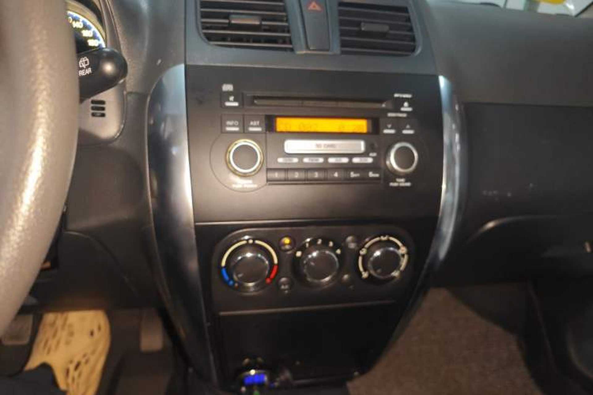 Used Suzuki SX4 2013 1.6L Manual CoolRide Model Audio And AC Panel