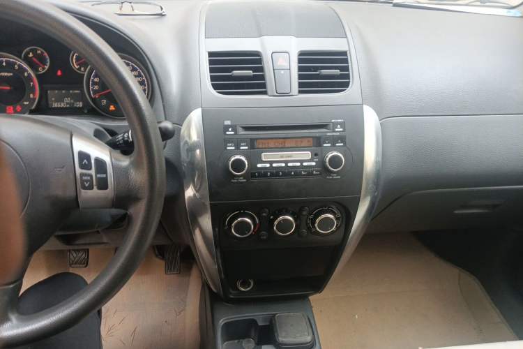 Used Suzuki SX4 2013 1.6L Manual CoolRide Model Audio And AC Panel