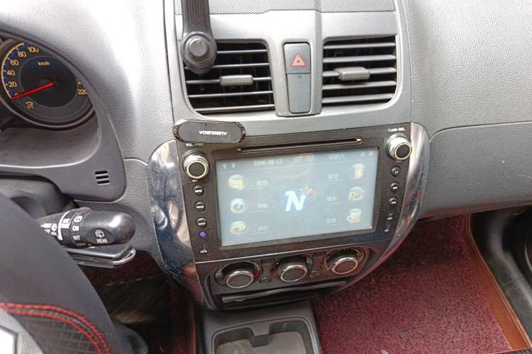 Used Suzuki SX4 2013 1.6L Manual CoolRide Model Audio And AC Panel