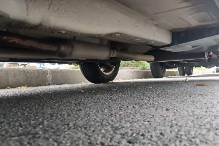Used Suzuki SX4 2013 1.6L Automatic CoolRide Model Chassis Front Left