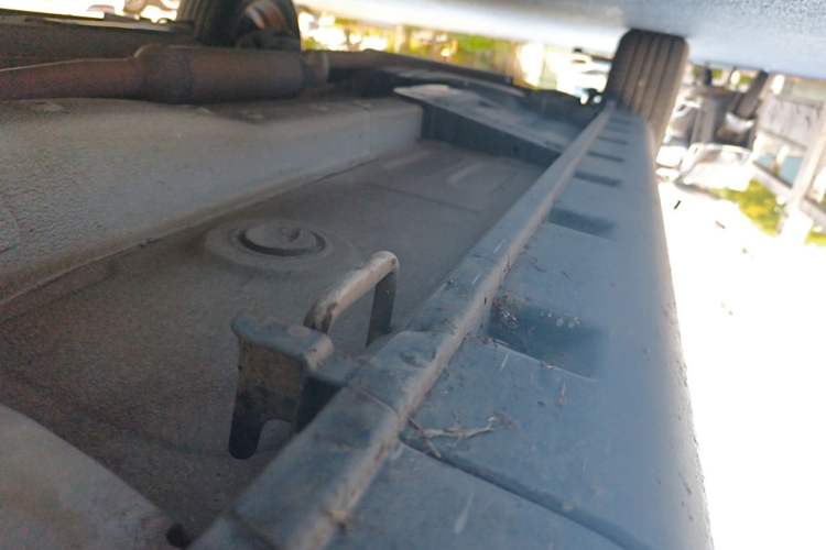 Used Suzuki SX4 2013 1.6L Automatic CoolRide Model Chassis Front Right