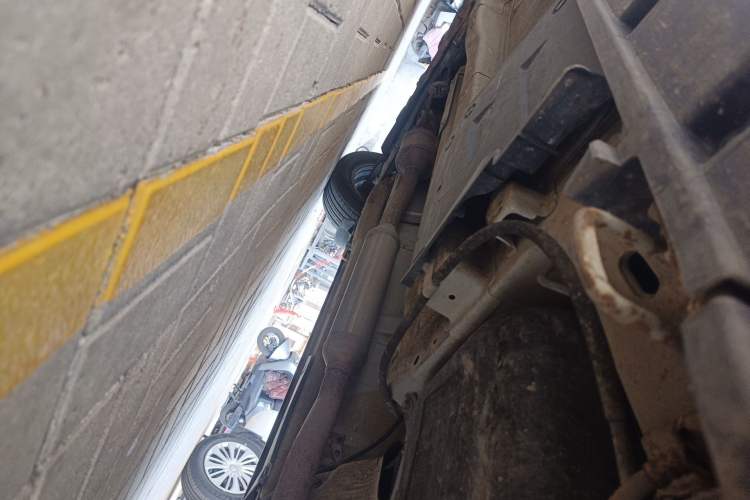 Used Suzuki SX4 2013 1.6L Automatic CoolRide Model Chassis Rear Left
