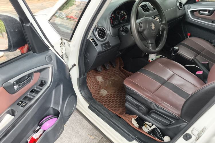 Used Suzuki SX4 2013 1.6L Manual CoolRide Model Driver Seat