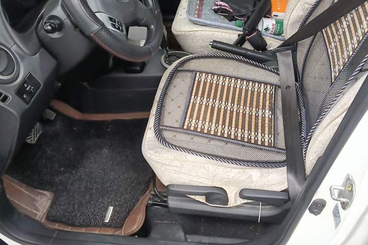 Used Suzuki SX4 2013 1.6L Automatic CoolRide Model Driver Seat
