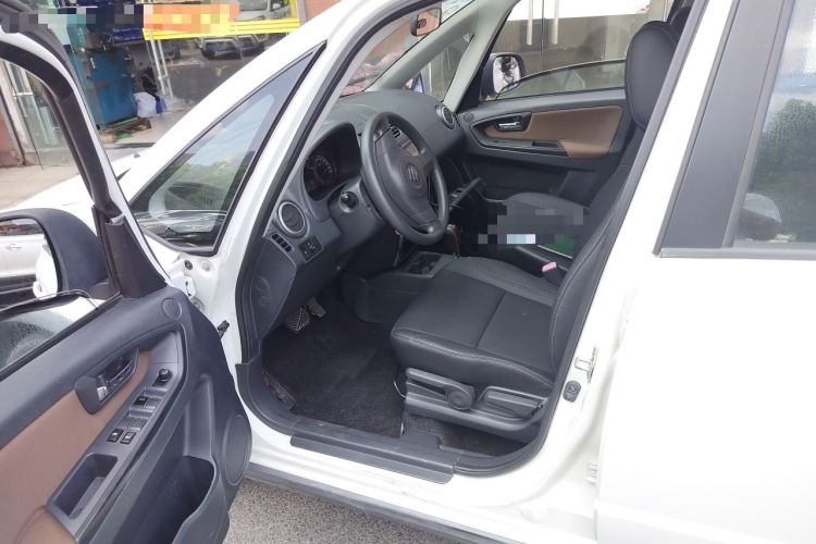 Used Suzuki SX4 2013 1.6L Automatic CoolRide Model Driver Seat