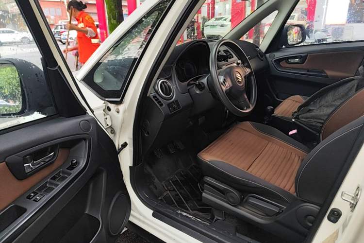 Used Suzuki SX4 2013 1.6L Manual CoolRide Model Driver Seat