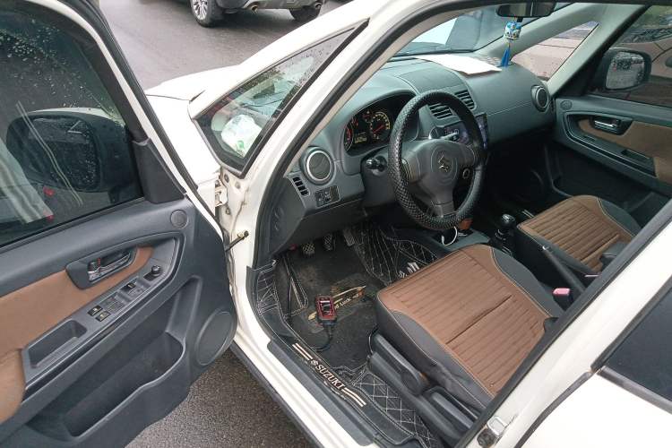 Used Suzuki SX4 2013 1.6L Manual CoolRide Model Driver Seat