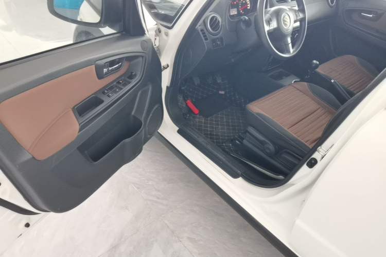 Used Suzuki SX4 2013 1.6L Manual CoolRide Model Driver Seat