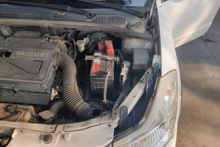Used Suzuki SX4 2013 1.6L Manual CoolRide Model Engine Bay Left