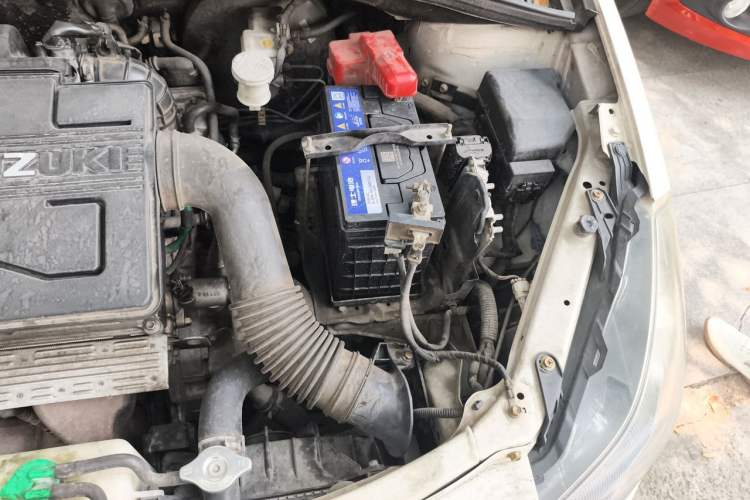 Used Suzuki SX4 2013 1.6L Manual CoolRide Model Engine Bay Left
