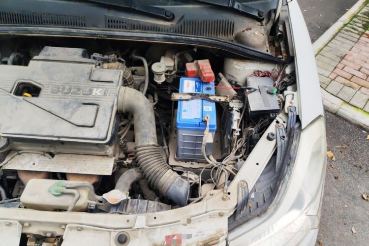 Used Suzuki SX4 2013 1.6L Automatic CoolRide Model Engine Bay Left