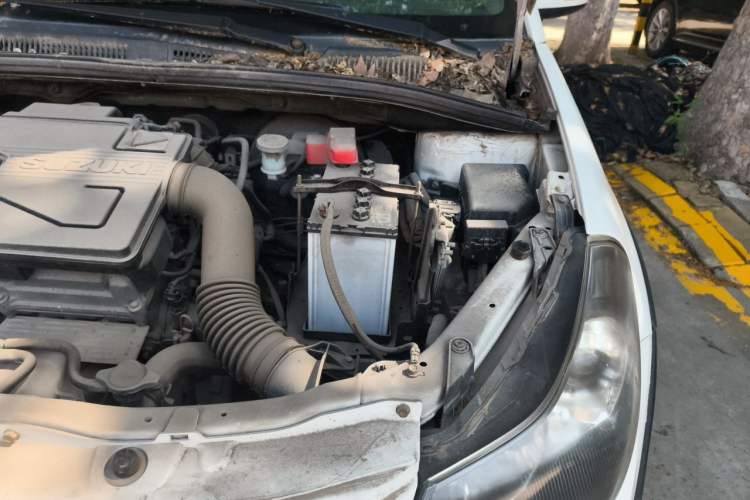 Used Suzuki SX4 2013 Koleos 1.6L Automatic 20th Anniversary 3G Smart Edition Engine Bay Left
