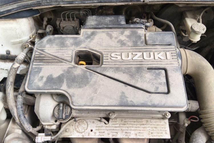 Used Suzuki SX4 2013 Koleos 1.6L Automatic Sport Model Engine Bay
