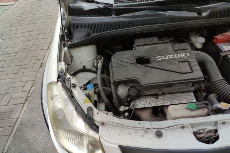 Used Suzuki SX4 2013 1.6L Automatic CoolRide Model Engine Bay Right