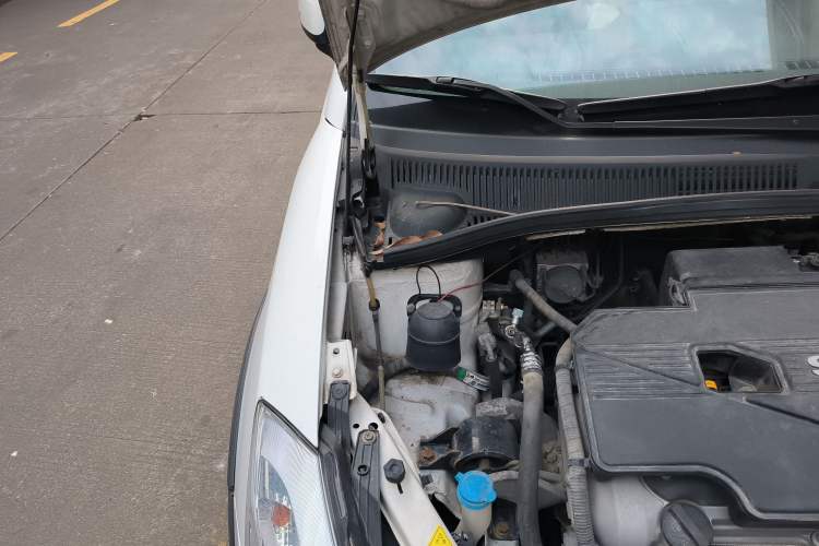 Used Suzuki SX4 2013 1.6L Automatic CoolRide Model Engine Bay Right