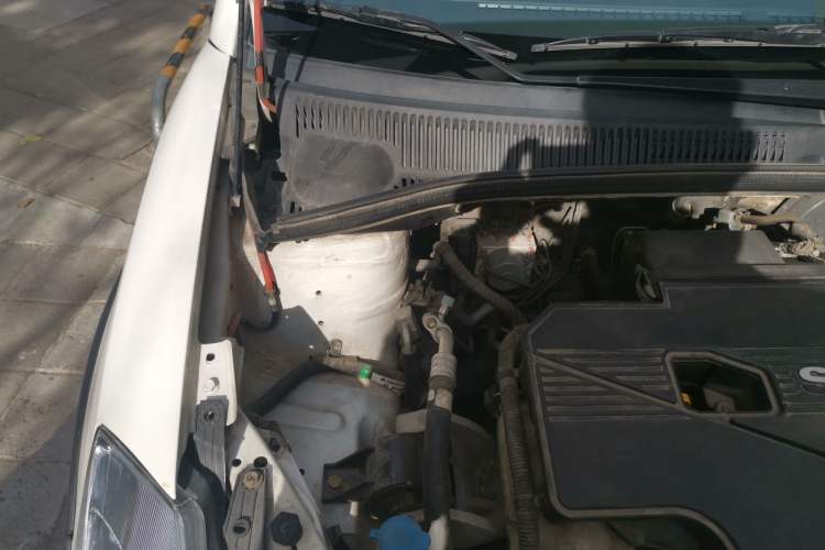 Used Suzuki SX4 2013 1.6L Automatic CoolRide Model Engine Bay Right