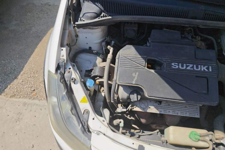 Used Suzuki SX4 2013 Koleos 1.6L Manual Sport Version Engine Bay Right