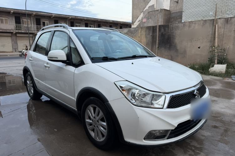 Used Suzuki SX4 2013 1.6L Automatic CoolRide Model Exterior 1
