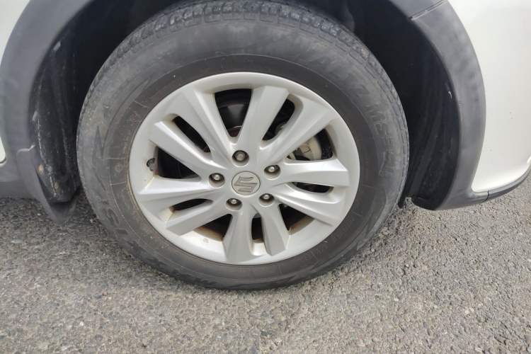 Used Suzuki SX4 2013 1.6L Manual CoolRide Model Exterior 1