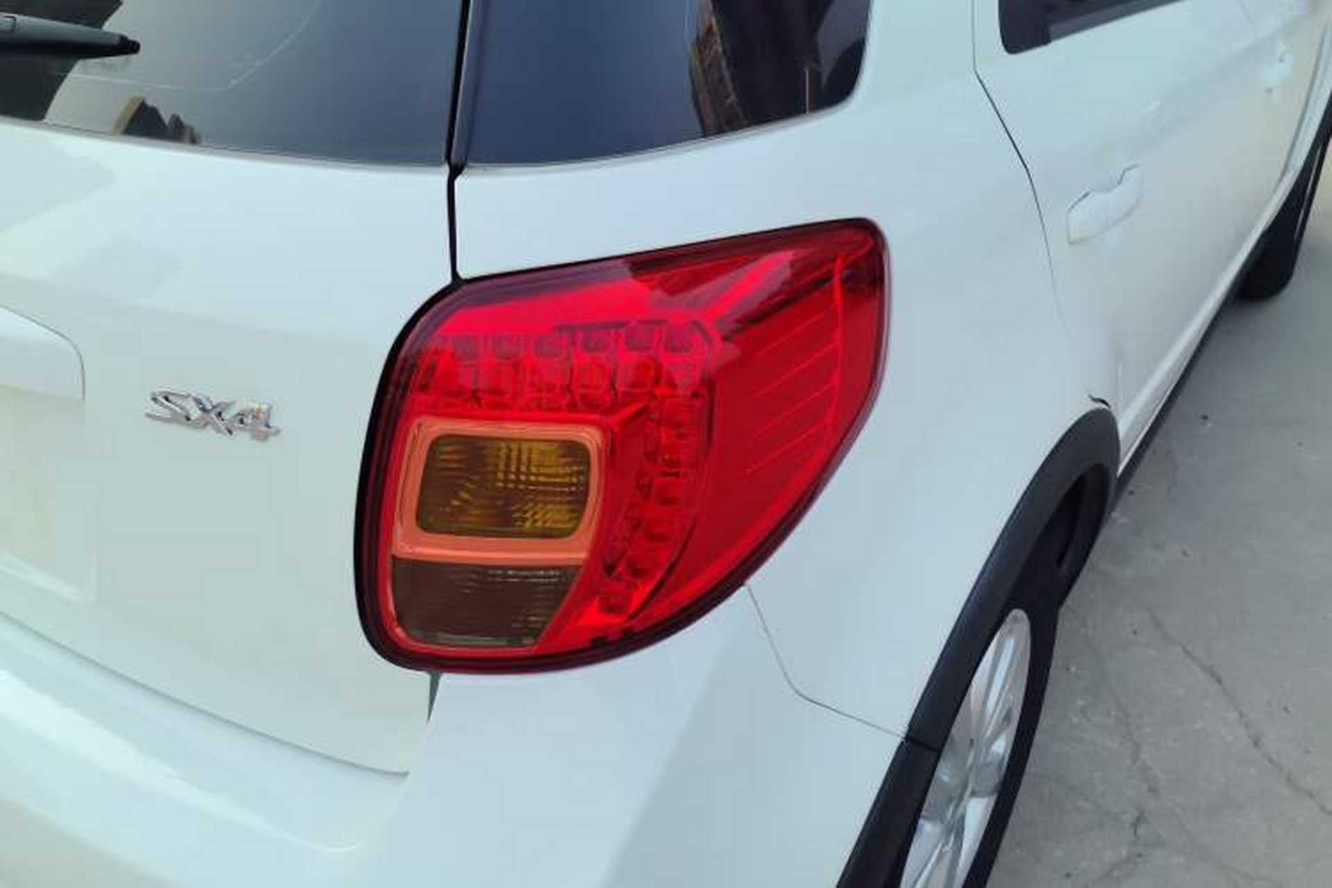Used Suzuki SX4 2013 1.6L Manual CoolRide Model Exterior 1