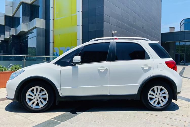 Used Suzuki SX4 2013 1.6L Automatic CoolRide Model Exterior 1