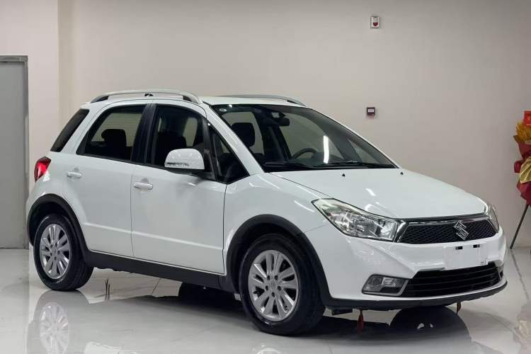 Used Suzuki SX4 2013 1.6L Manual CoolRide Model Exterior 2
