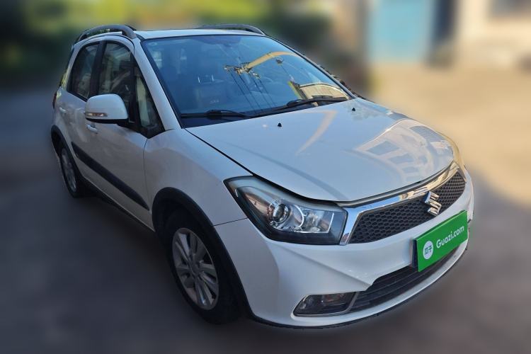 Used Suzuki SX4 2013 Koleos 1.6L Manual Sport Version Exterior 2