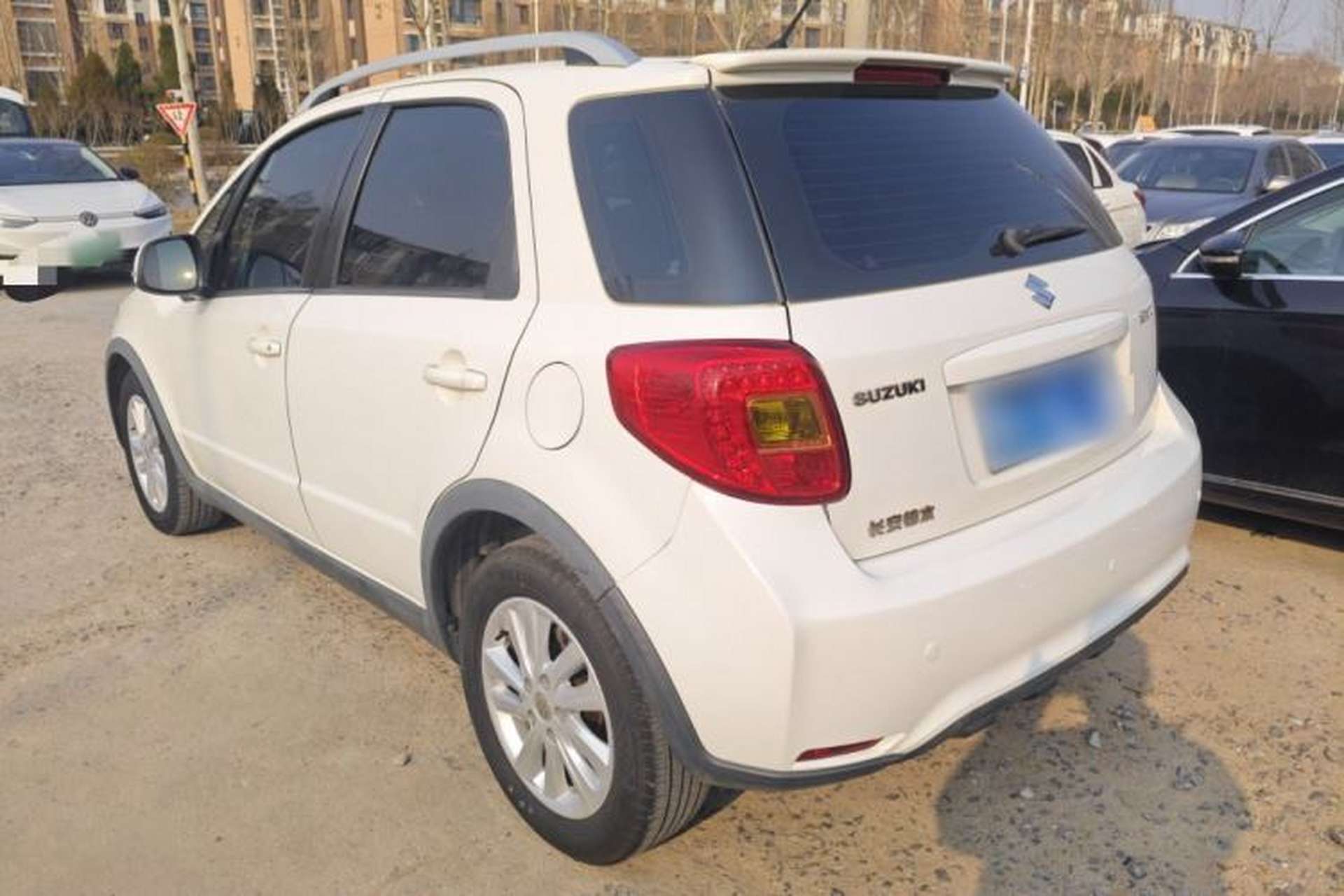 Used Suzuki SX4 2013 1.6L Automatic CoolRide Model Exterior 2