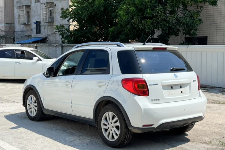Used Suzuki SX4 2013 1.6L Automatic CoolRide Model Exterior 3